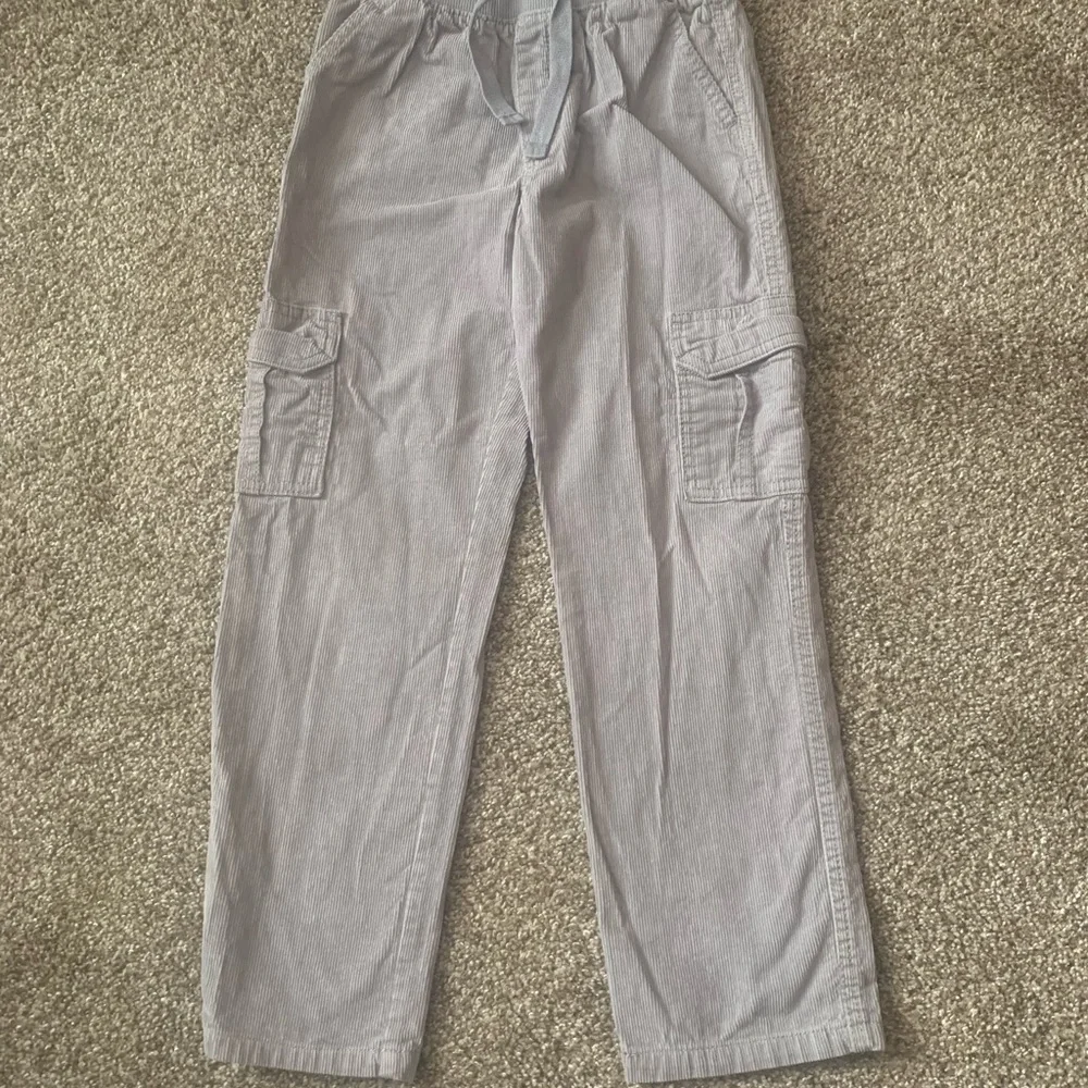 Boy’s Gymboree Gray Corduroy Cargo Pants 7